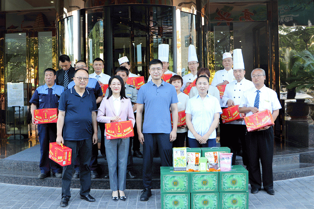 1689670783157598.gif 01.gif