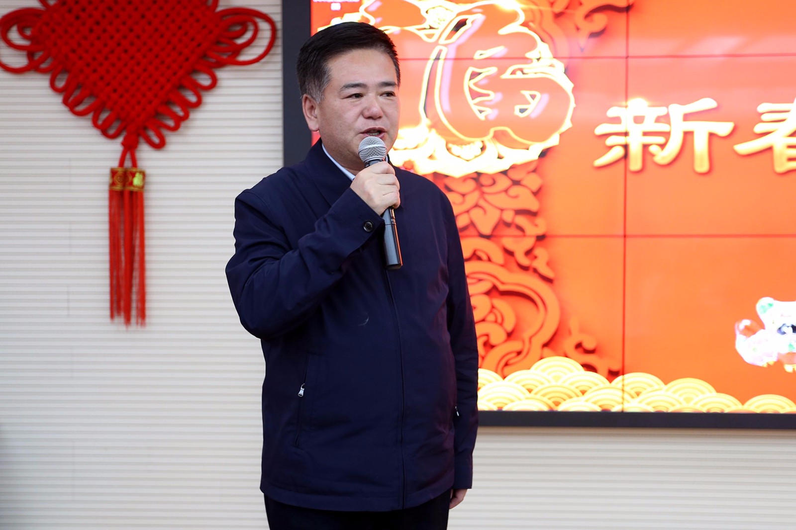 CZ7U8770.jpg CZ7U8770.jpg