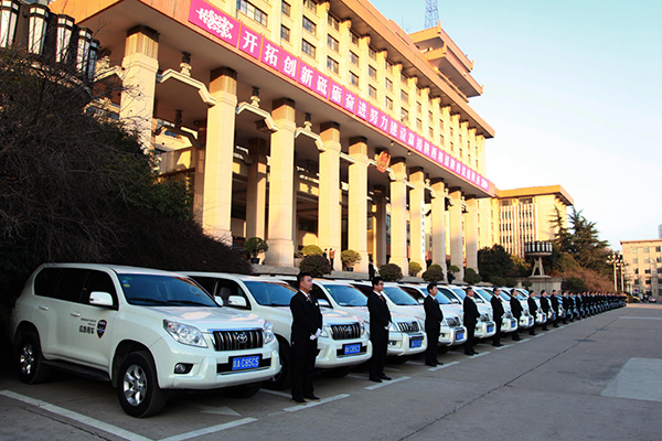 05公务车辆展示.jpg 05公务车辆展示.jpg