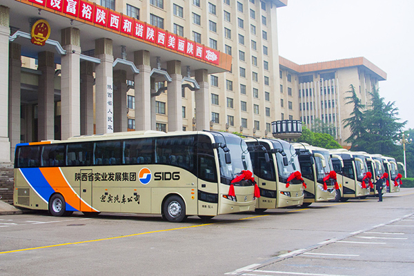 2省迎宾公务车辆服务有限公司机关通勤车队.jpg 2省迎宾公务车辆服务有限公司机关通勤车队.jpg