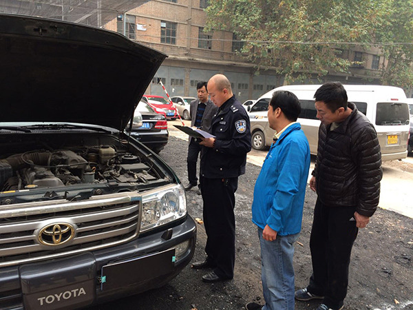 01检查通勤车辆.jpg