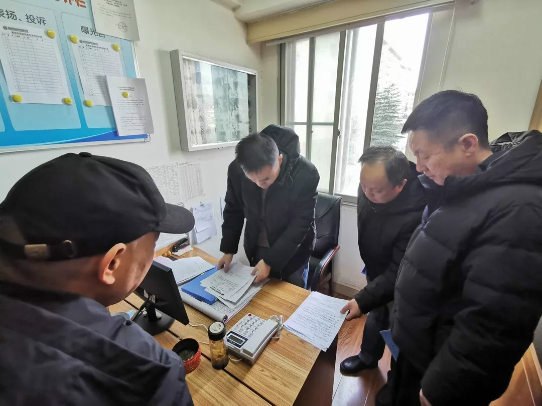 640.webp (15).jpg 640.webp (15).jpg