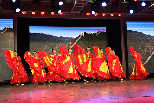 集团公司舞蹈《江山》.jpg 集团公司舞蹈《江山》.jpg