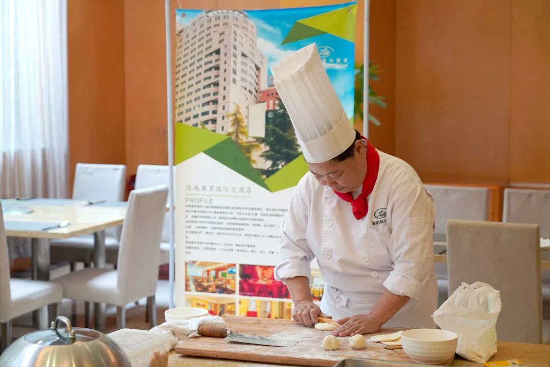 1660878329156162.jpg 088.jpg