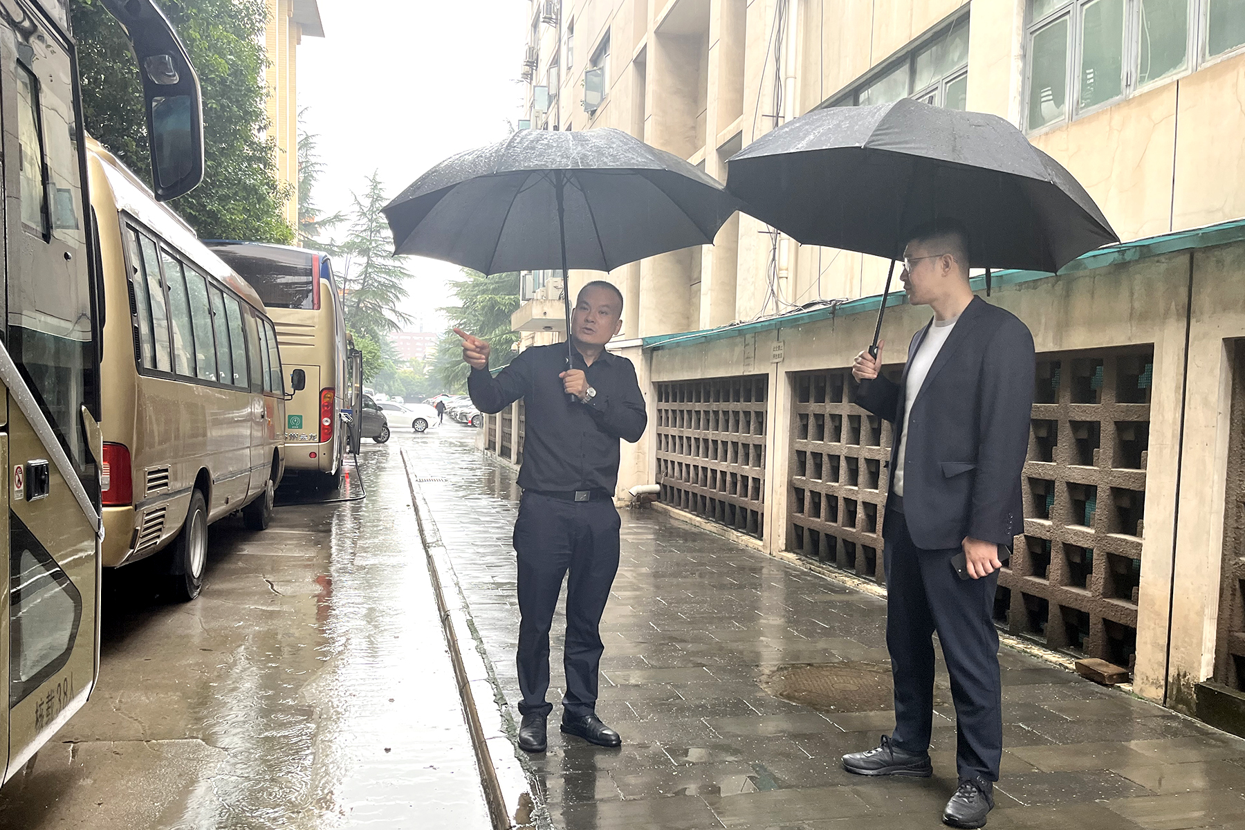 1695866885116411.jpg IMG_9940.JPG